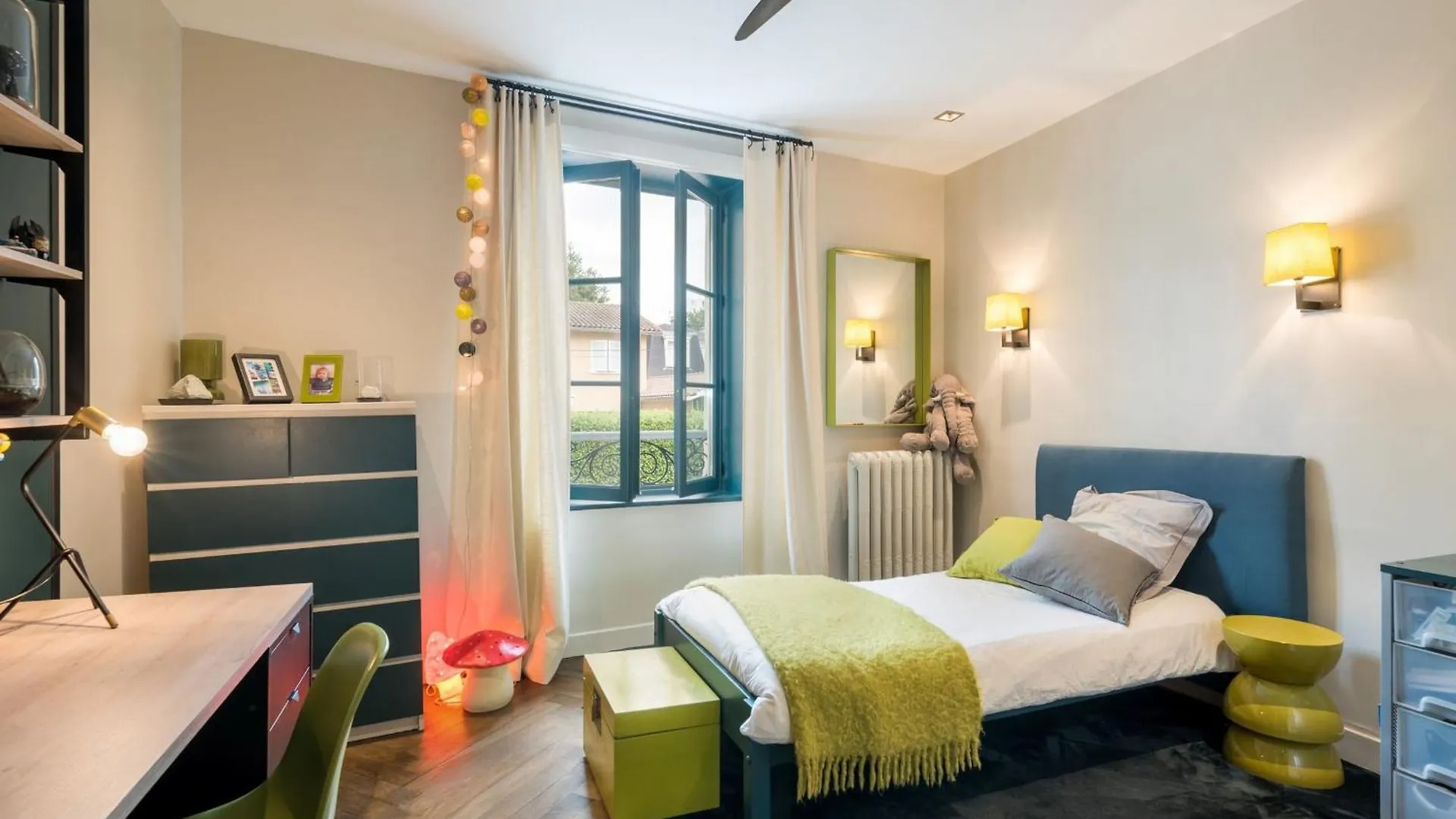 Le Cedre Du Liban -Urban Chic House In The City Lyon 0*,  Francja