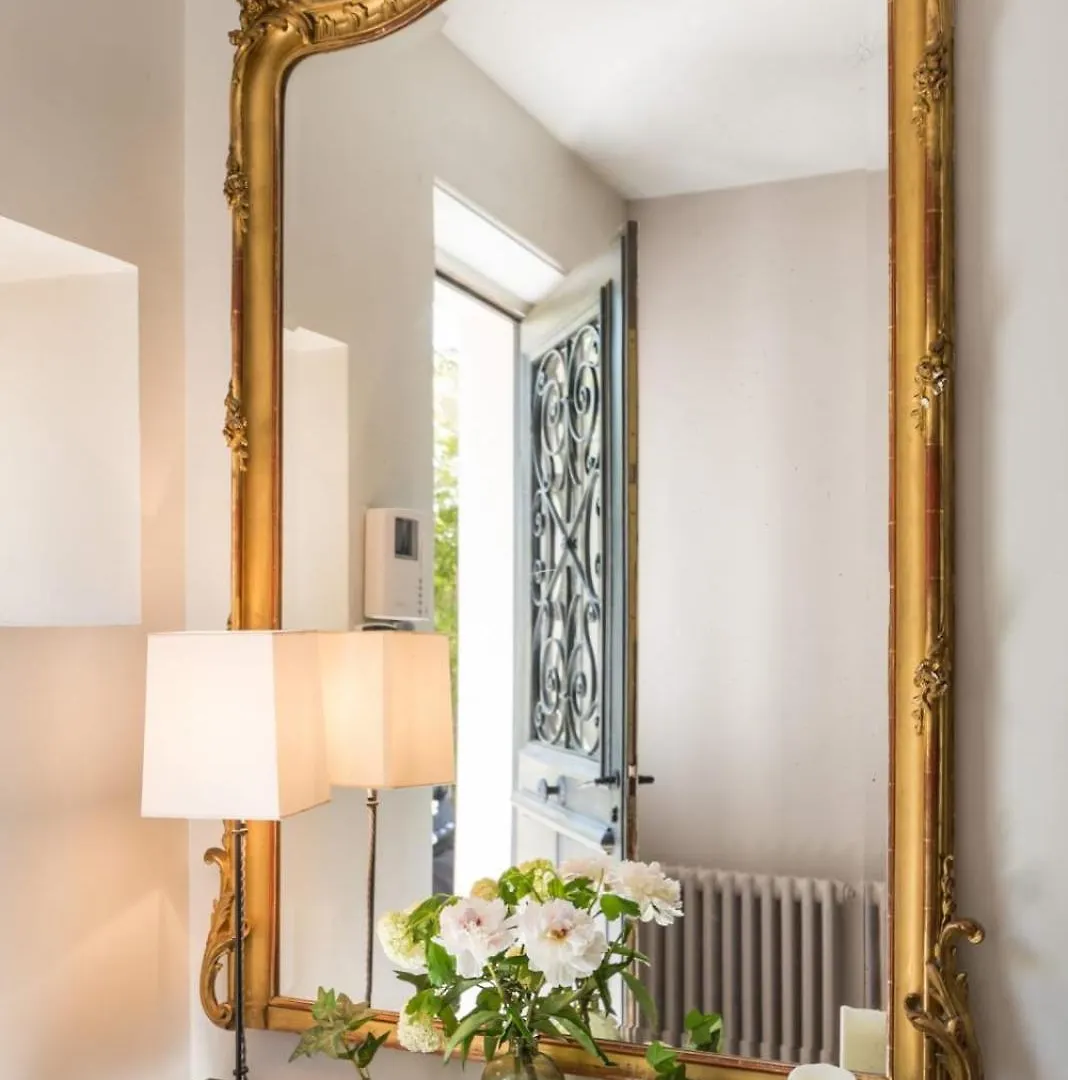 Le Cedre Du Liban -Urban Chic House In The City Lyon 0*,  Francja